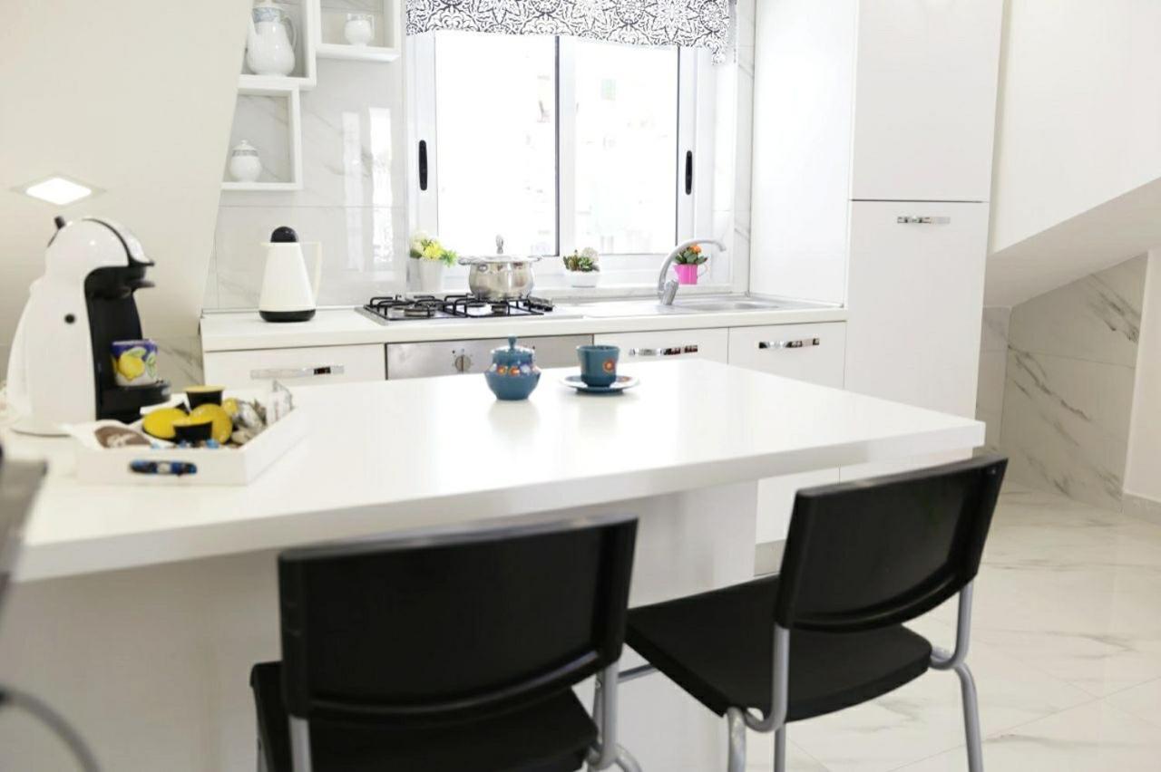 La Dukesca Chic Apartment เนเปิลส์ ภายนอก รูปภาพ