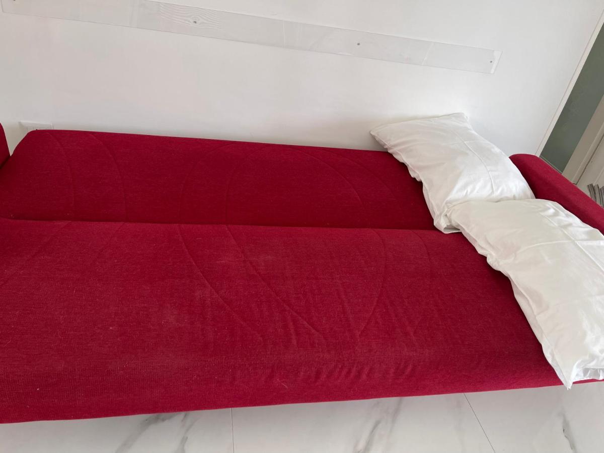 La Dukesca Chic Apartment เนเปิลส์ ภายนอก รูปภาพ